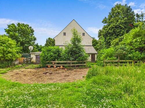 Einfamilienhaus Hinteransicht - 