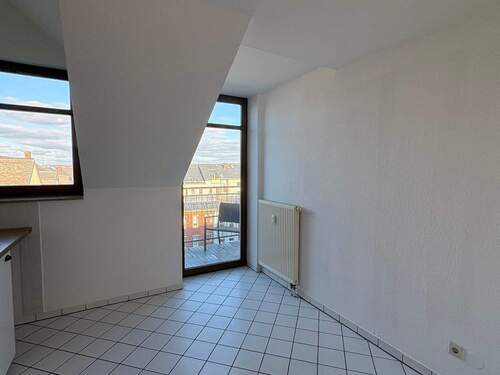 Küche - 3 Zimmer Etagenwohnung zur Miete in Chemnitz