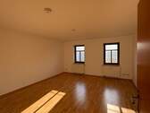 Zimmer - Etagenwohnung mit 82,00 m&sup2; in Chemnitz zur Miete