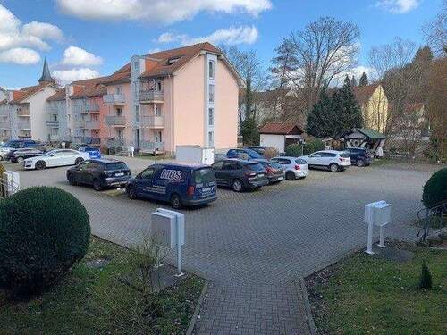 4.jpg - ** Erstbezug nach Renovierung schickes Bad Einbauküche Loggia PKW-Stellplatz **