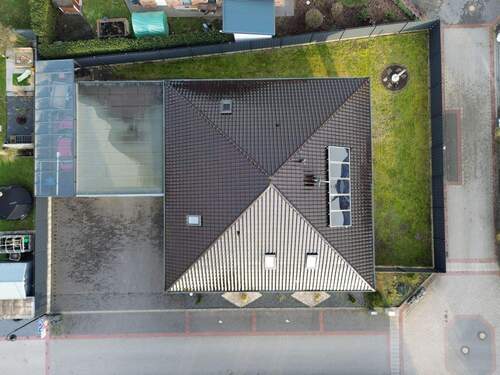 Luftbild - 7 Zimmer Einfamilienhaus zum Kaufen in Hopsten