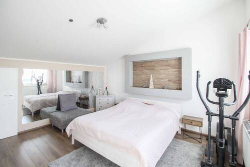 Schlafzimmer DG - 