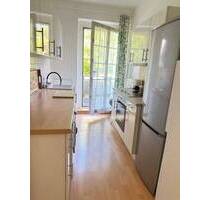 FREIE, TOLLE, HELLE GEMÜTLICHE, WGH. M. GR. EBK UND BALKON IN GRÜNLAGE U. 10 MIN. FUSSWEG Z. TEMPELH. FELD - Berlin Tempelhof