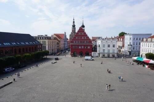 Ausblick - Repräsentative Büroetage am Marktplatz Greifswalds