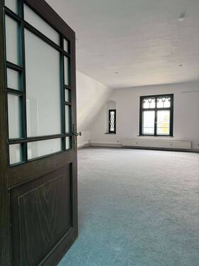 Raum - Büro mit 223,00 m&sup2; in Greifswald zur Miete