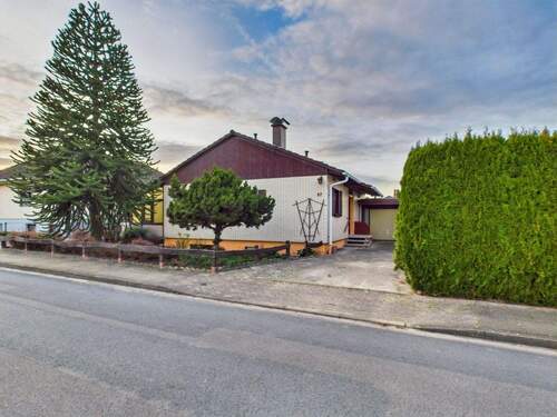 Ansicht von der Straße - 2 Zimmer Einfamilienhaus zum Kaufen in Minden