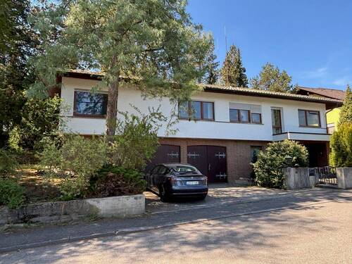 Hausansicht - Mehrfamilienhaus, Wohnhaus mit 156,00 m² in Weil der Stadt zum Kaufen