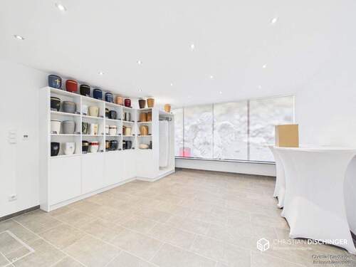 Ausstellung/Laden/Büro - Büro mit 64,00 m² in Regensburg zum Kaufen