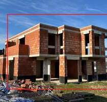 Doppelhaus als Ausbauhaus im neuen Wohnviertel Oppensiek in Steinheim