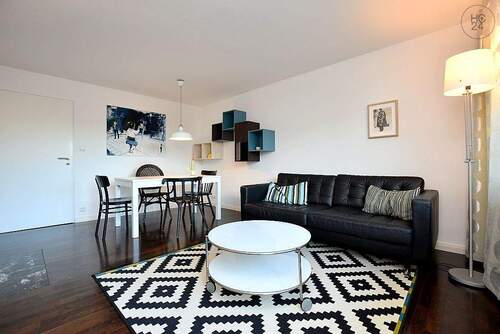 Bild1 - Wunderschön möblierte Wohnung mit Balkon in Ditzingen