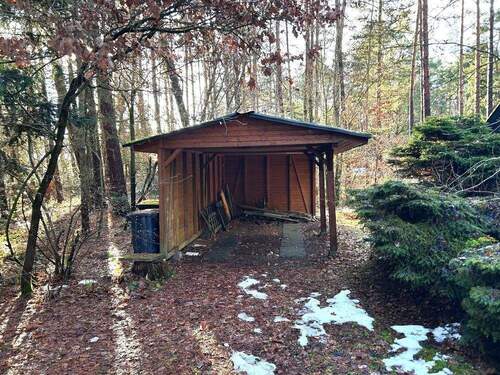 Carport - 2 Zimmer Mehrfamilienhaus, Wohnhaus in Jelmstorf