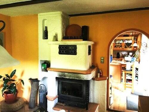 Wohnzimmer und Eingang Küche EG - 