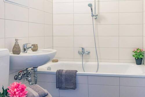 Bad Vergleichswohnung - 1 Zimmer Etagenwohnung in Chemnitz