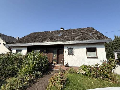 Frontansicht - 5 Zimmer Einfamilienhaus zum Kaufen in Ransbach-Baumbach