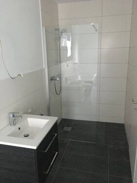 Badezimmer - 1 Zimmer Etagenwohnung in Greifswald