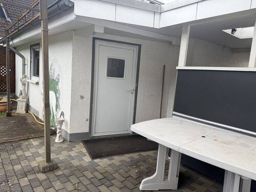 Abstellraum - 4 Zimmer Mehrfamilienhaus, Wohnhaus in Nieheim