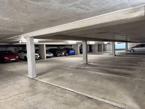 Tiefgarage - 