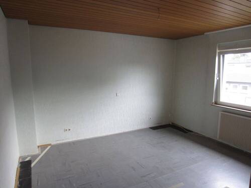IMMER NOCH DAS SCHLAFZIMMER - 