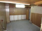 BLICK IN DEN GROSSEN KELLERRAUM - 
