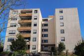 Vorderansicht - Kurzfristig beziehbar: 4-Zi.-ETW mit Balkon und Stellplatz in Linkenheim-Hochstetten