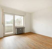 Neuwertig sanierte 3-Zimmer-Wohnung mit Einbauküche und Garage in Rhina zu vermieten - Laufenburg / Rhina