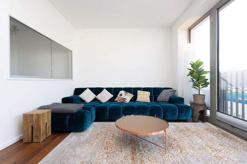 Lounge-Ecke - 4 Zimmer Etagenwohnung zum Kaufen in Berlin