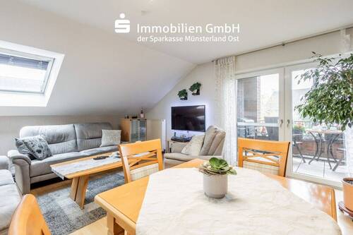  Wohn- und Esszimmer - 