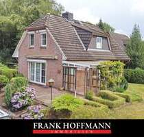 Einfamilienhaus mit Teich in Hamburg-Sasel