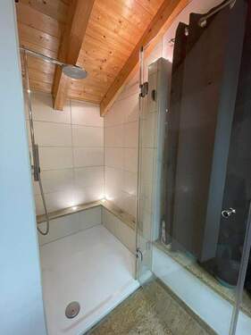 Dusche großes Bad - 
