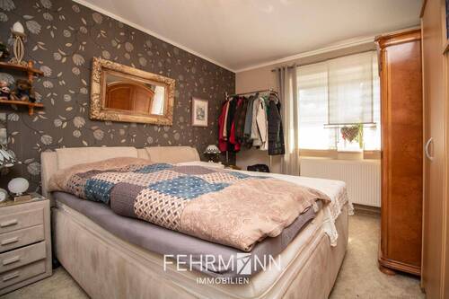 Schlafzimmer im Erdgeschoss - 
