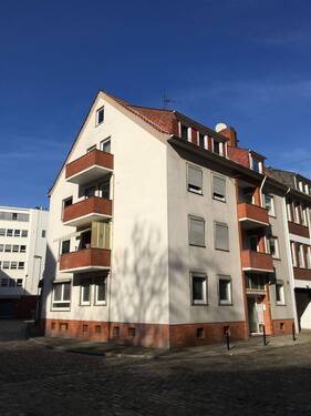 Aussenansicht - Gepflegte 3-Zimmer-Wohnung sucht Mieter