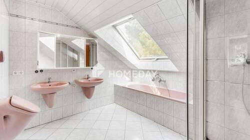 DG Badezimmer 1 - 