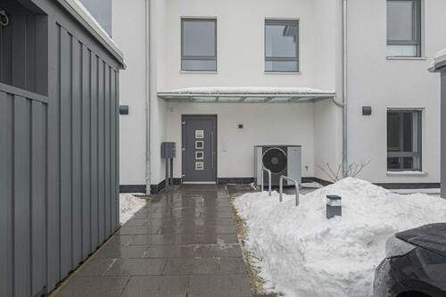 Eingang - Barrierearmes Wohnen mit Dachterrasse - stilvolle 2-Zimmer-Wohnung in Hechthausen