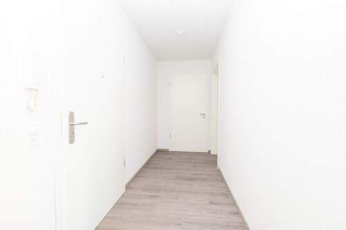 Flur - 2 Zimmer Etagenwohnung zur Miete in Hechthausen