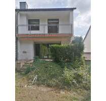 Doppelhaushälfte mit Garage Nähe Waldrand in Troisdorf-Spich