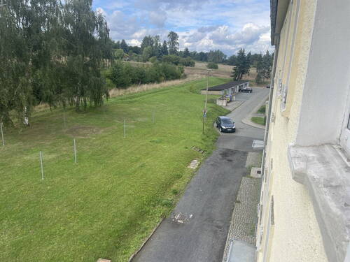 Zuwegung zu den Eingängen - Etagenwohnung mit 46,00 m&sup2; in Ostritz zur Miete