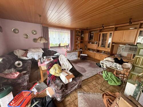 Wohnzimmer (Wohnhaus) - Einfamilienhaus mit 165,00 m&sup2; in Höchstädt im Fichtelgebirge zum Kaufen