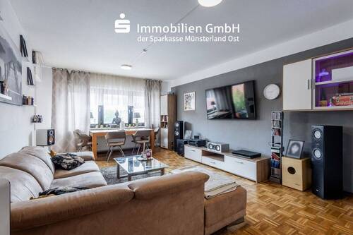 Wohnzimmer - 3 Zimmer Etagenwohnung zum Kaufen in Oelde