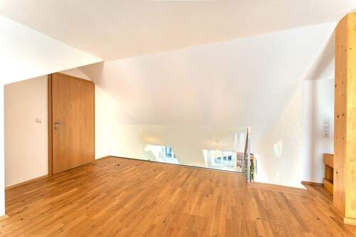 Ausgebauter Dachboden - Galeriezimmer - 