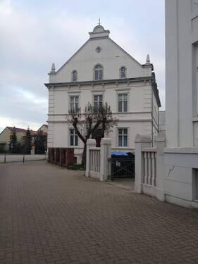 Hausansicht - 3 Zimmer Wohnung in top Lage ! - 950,00&nbsp;EUR Kaltmiete, ca.&nbsp; 98,10&nbsp;m&sup2;&nbsp;Wohnfl&auml;che