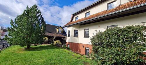 Vorderansicht - reserviert (1.5.) Massivhaus 148qm+Büro-Einlieger im Souterrain 78qm