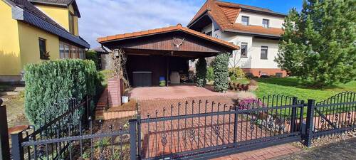 elektr. Tor, Metallzaun - 6 Zimmer Einfamilienhaus in Storkow OT Kehrigk