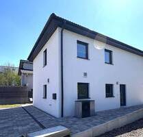 Eine seltene Gelegenheit: Neuwertiges Einfamilienhaus in Coburg- modern und nachhaltig geplant