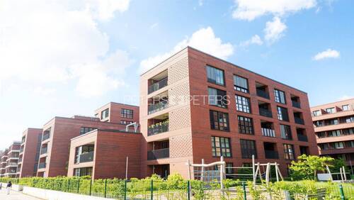 Außenansicht - + Klein, fein, mein + - 879,00&nbsp;EUR Kaltmiete, ca.&nbsp; 50,00&nbsp;m&sup2;&nbsp;Wohnfl&auml;che