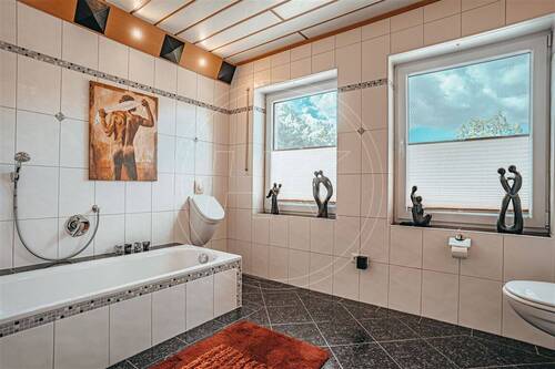 ...mit Badewanne - 