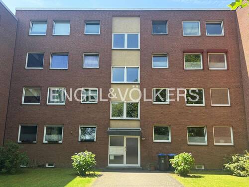 Hausansicht - 4 Zimmer Etagenwohnung zum Kaufen in Erkrath