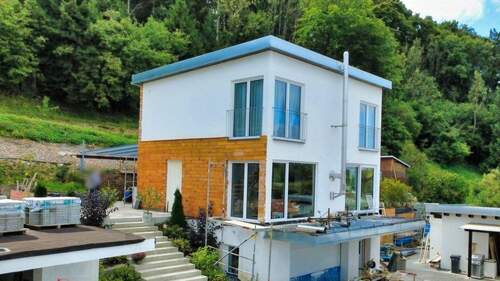 Bild 1 - Ein Zuhause mit Aussicht - zwischen Naturidylle und Stadtnähe