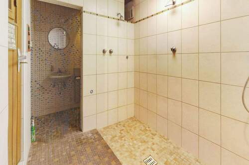 WC, Dusche & Sauna KG - 