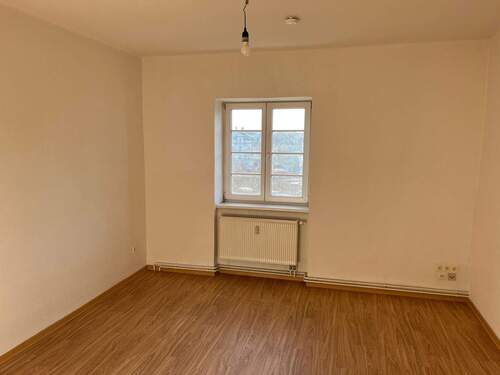 Wohnzimmer - 3 Zimmer Etagenwohnung in Erfurt