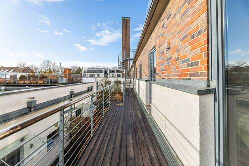 Großzügiger Balkon - 3 Zimmer Etagenwohnung in Nürnberg